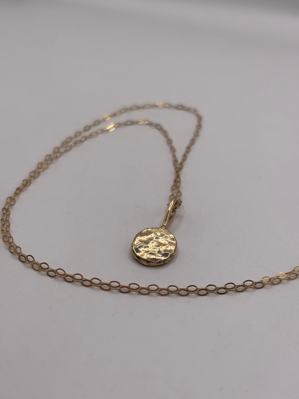 9ct Gold Pebble Necklace